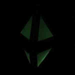 ケミカルライトを入れたキュービックホタル