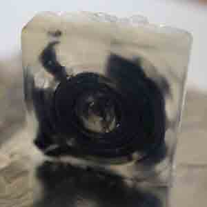 竹炭粉入り石鹸、同時混合法