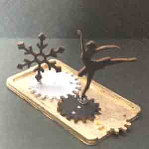 ギアギアギア本体, 厚紙フィギュア